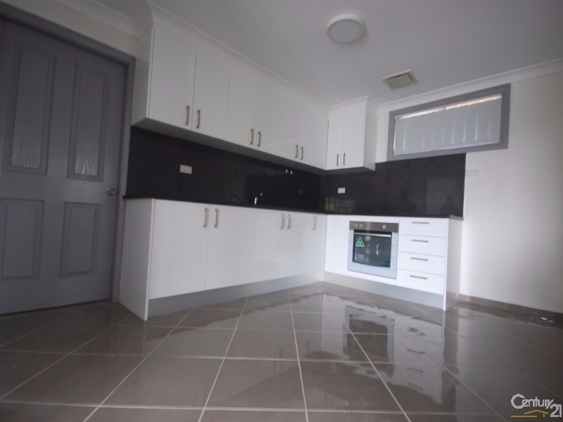 Fairfield West NSW 2165