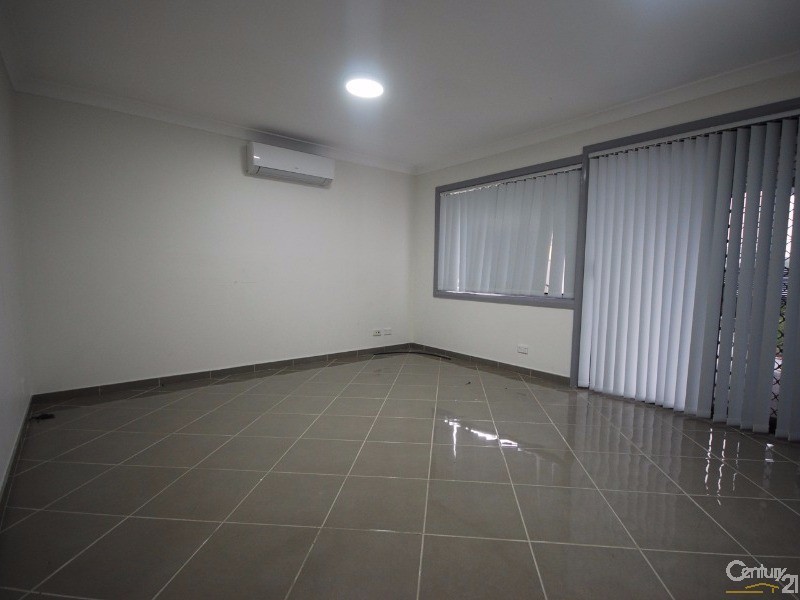 Fairfield West NSW 2165