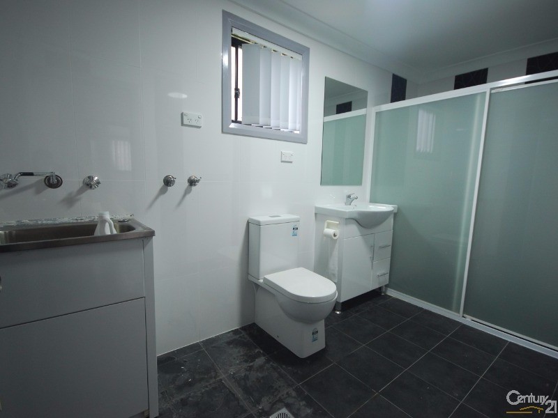 Fairfield West NSW 2165