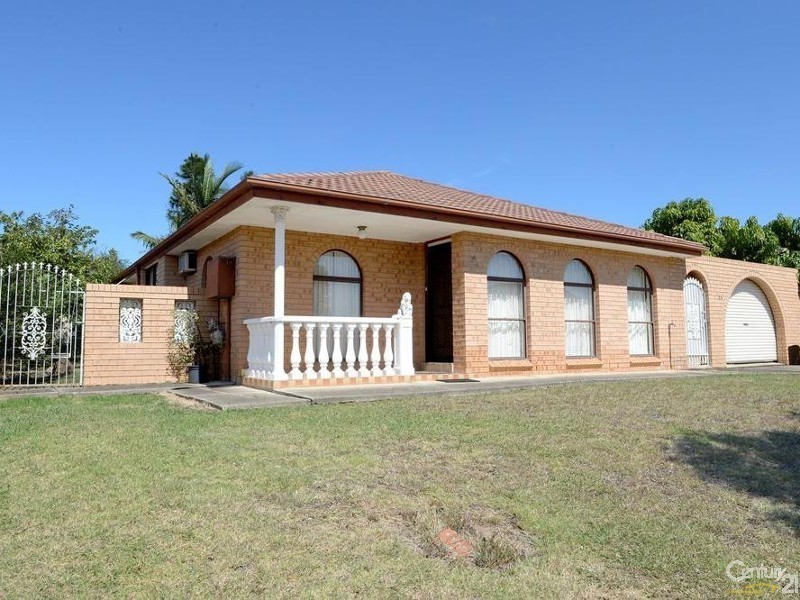 28 Cheyenne Road, Greenfield Park NSW 2176