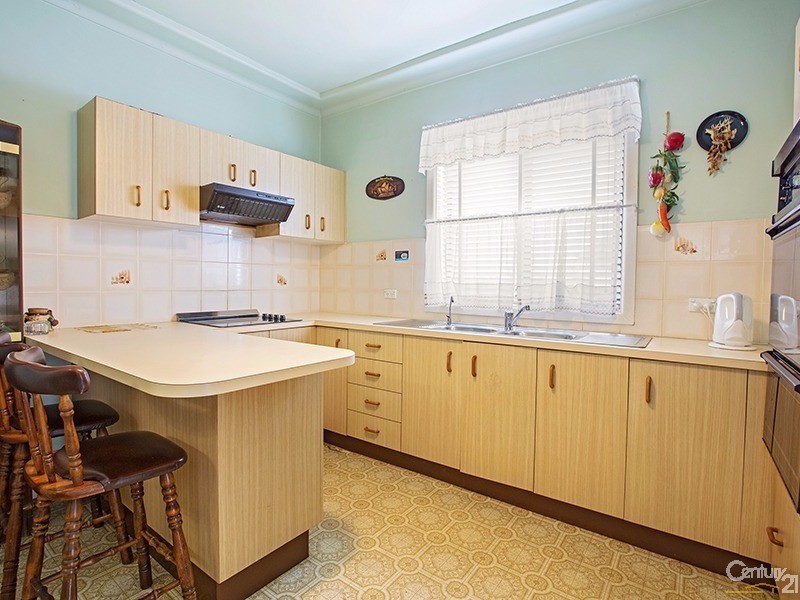 15 Allenby Street, Canley Heights NSW 2166