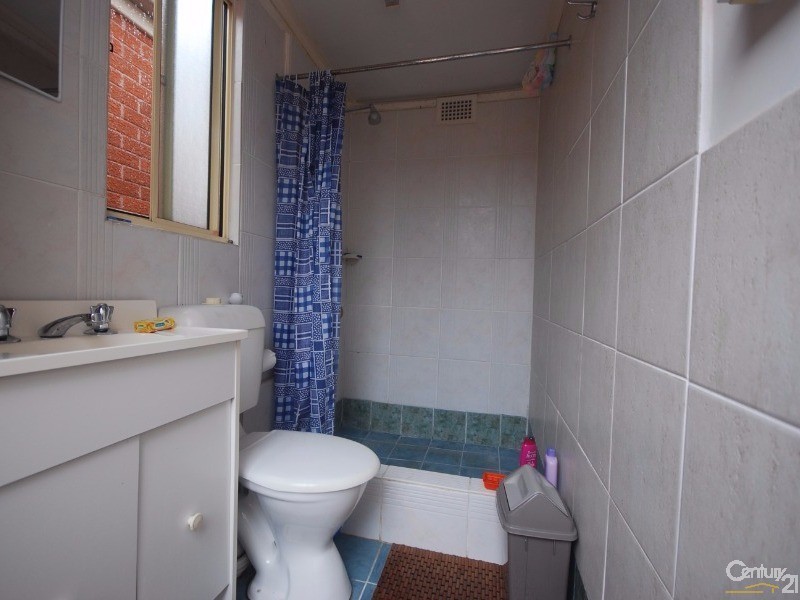 Fairfield West NSW 2165