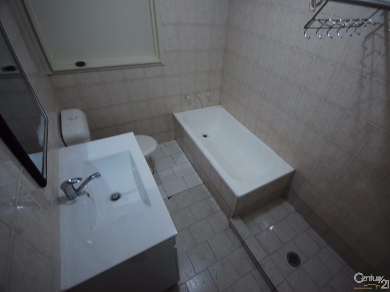 Canley Heights NSW 2166