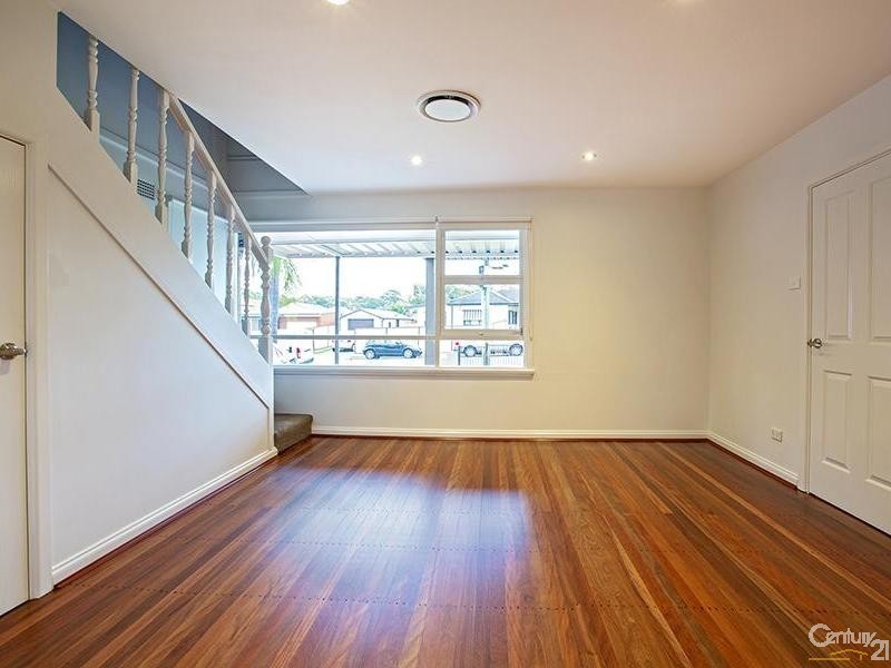 Fairfield West NSW 2165