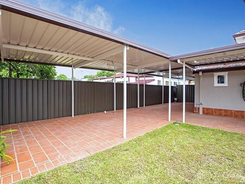 Fairfield West NSW 2165