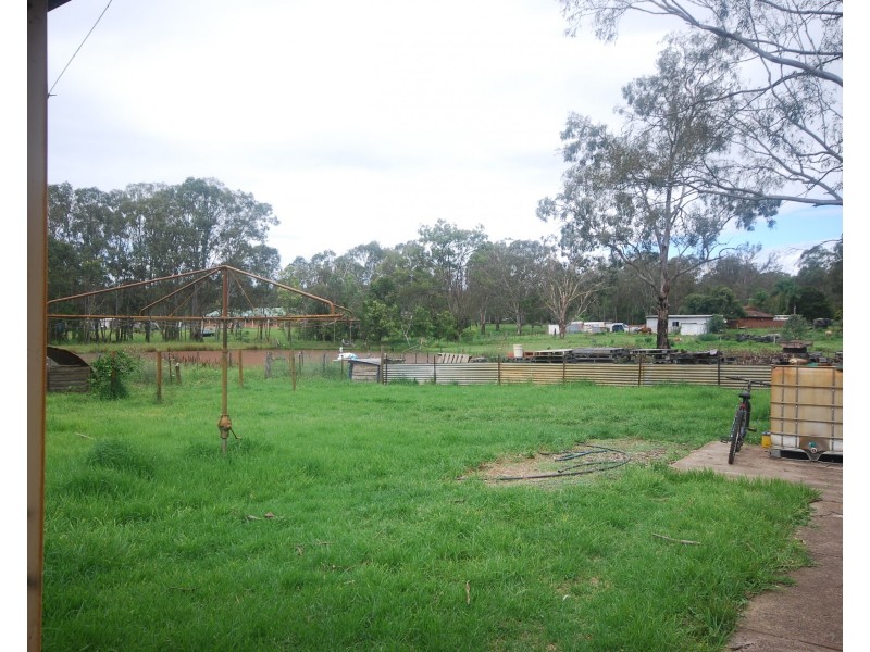 15a Findley Rd, Bringelly NSW 2556