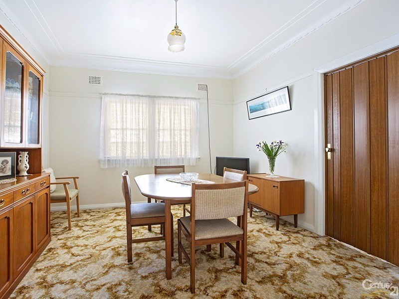 259 River Avenue, Carramar NSW 2163