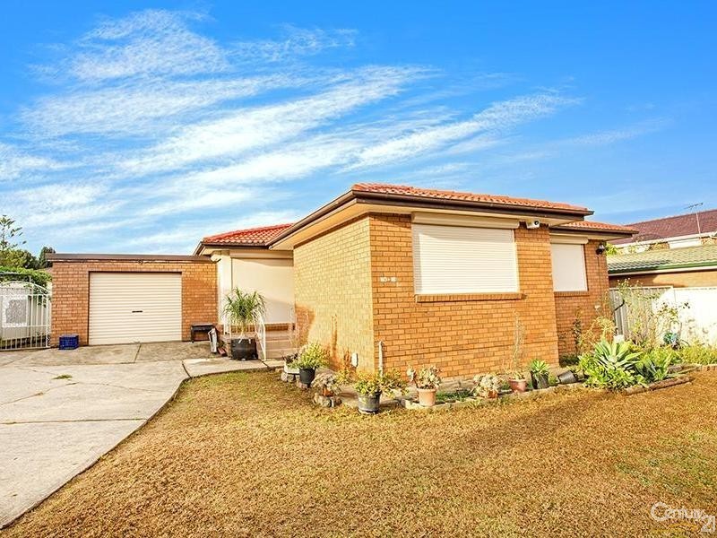 16 Strzelecki Close, Wakeley NSW 2176