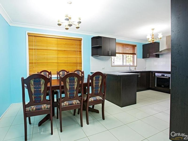 16 Strzelecki Close, Wakeley NSW 2176