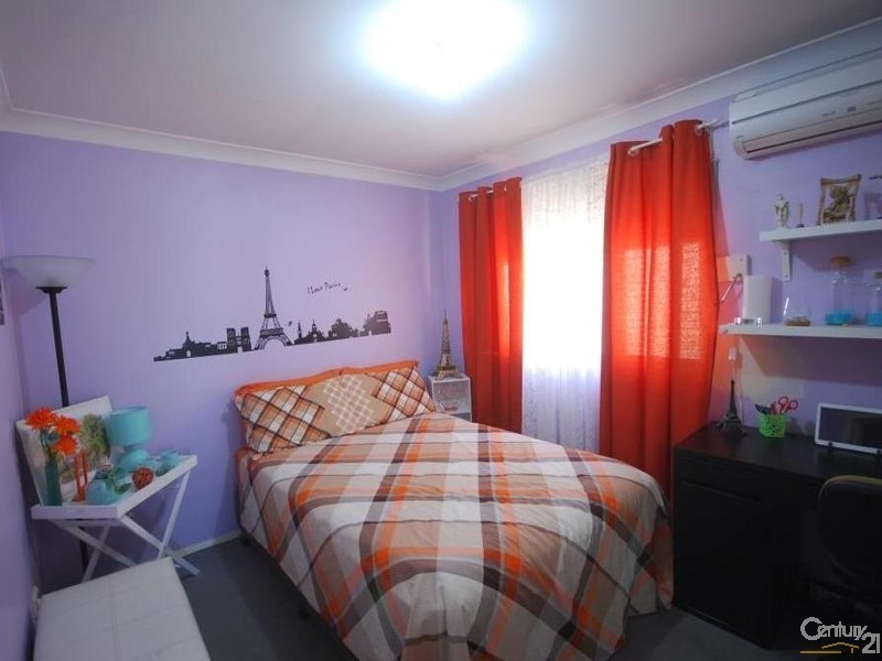 20A  Throsby Street, Fairfield Heights NSW 2165