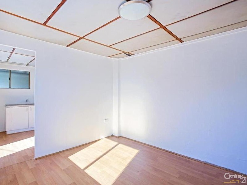 42 Queen Street, Canley Heights NSW 2166