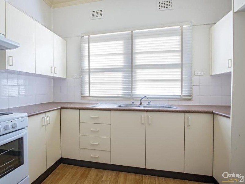 35 Ascot Street, Canley Heights NSW 2166