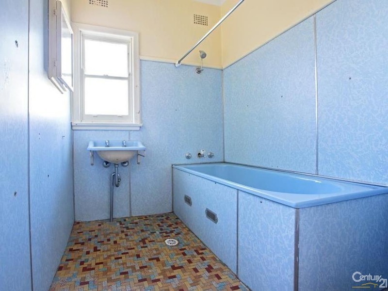 180 Canley Vale Road, Canley Heights NSW 2166