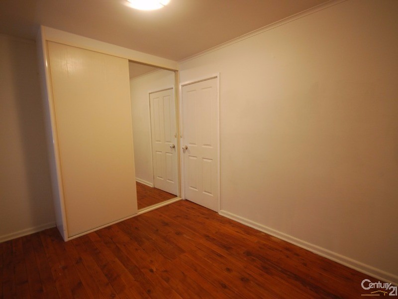 9 Busby Road, Busby NSW 2168