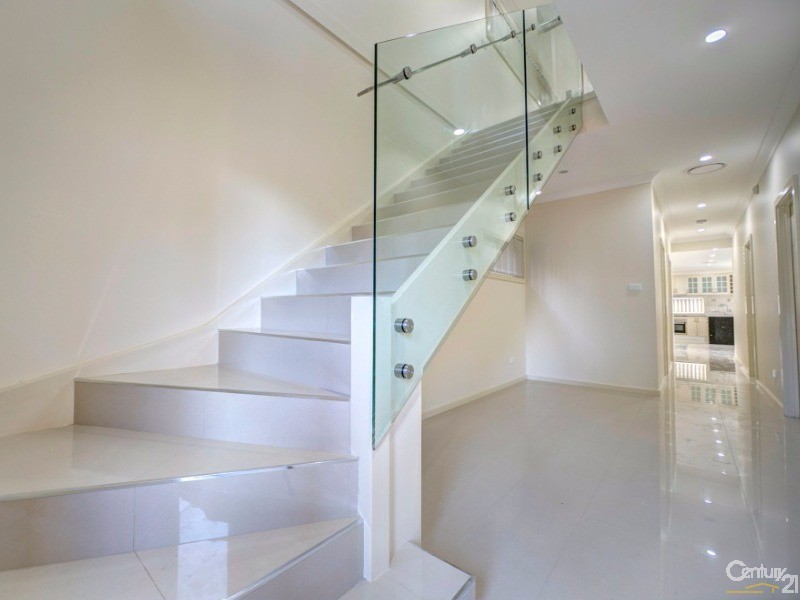 62 Ligar Street, Fairfield Heights NSW 2165