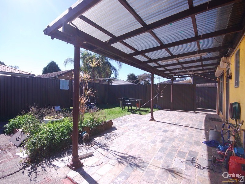 Fairfield East NSW 2165