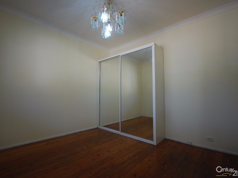 Fairfield East NSW 2165