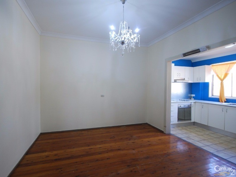 Fairfield East NSW 2165