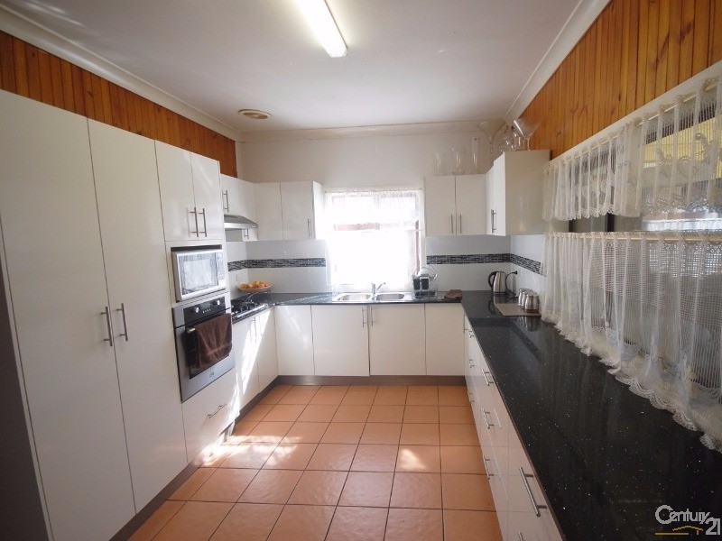 66 Wolseley Street, Fairfield NSW 2165