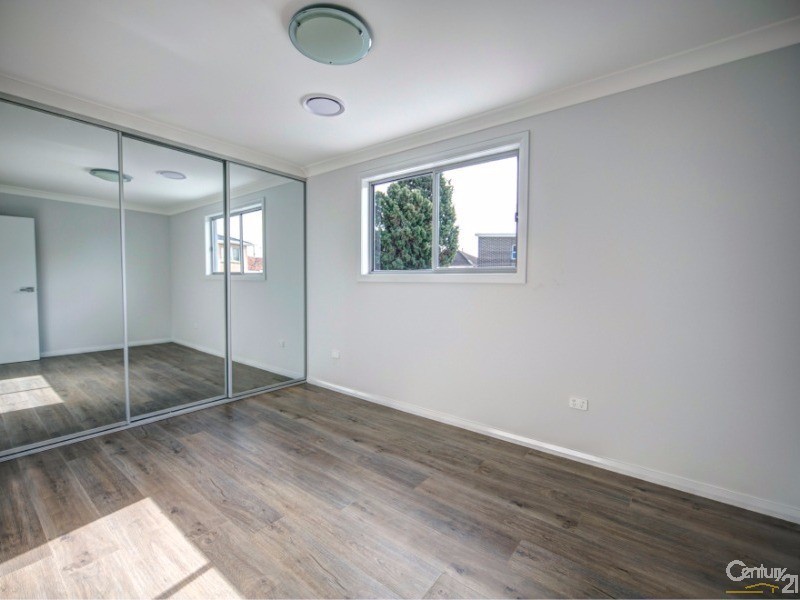 33A-33B Evans Street, Fairfield Heights NSW 2165