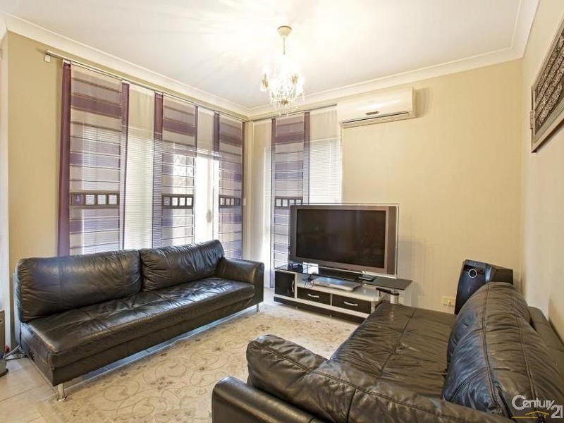 8/14-18 Fairlight Avenue, Fairfield NSW 2165