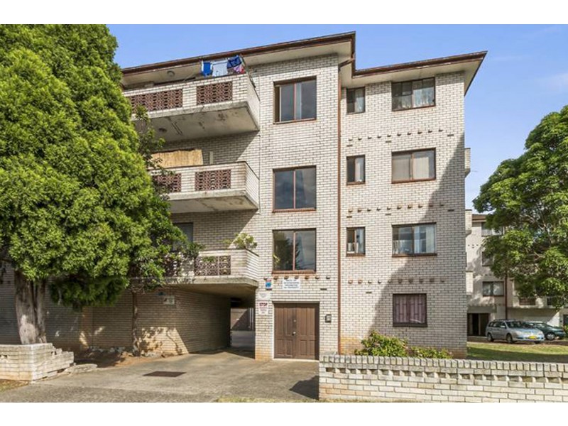 4/412 The Horsley Drive, Fairfield NSW 2165