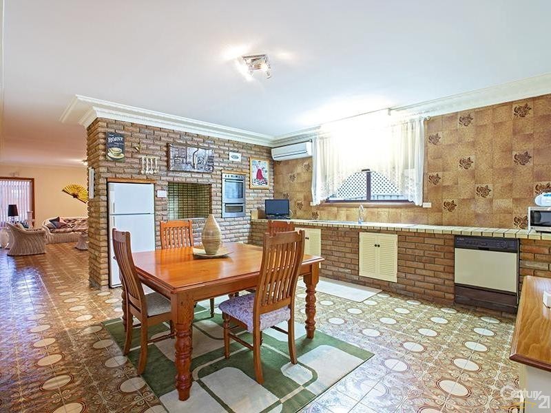 5 Francis Street, Fairfield NSW 2165