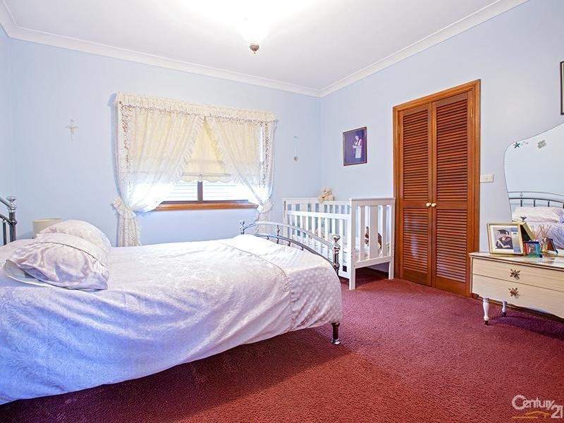 5 Francis Street, Fairfield NSW 2165