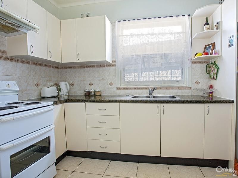 324 Brenan Street, Smithfield NSW 2164