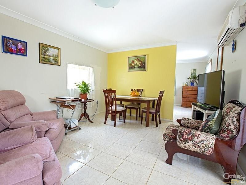 324 Brenan Street, Smithfield NSW 2164