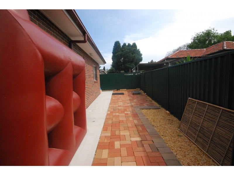 Cabramatta West NSW 2166