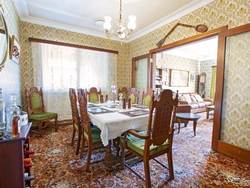 10 Rowley Street, Smithfield NSW 2164