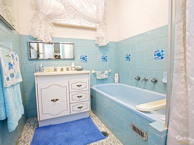 136 Meadows Road, Mount Pritchard NSW 2170