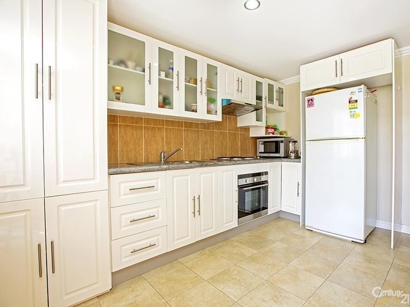 11 Shortlands Street, Canley Vale NSW 2166