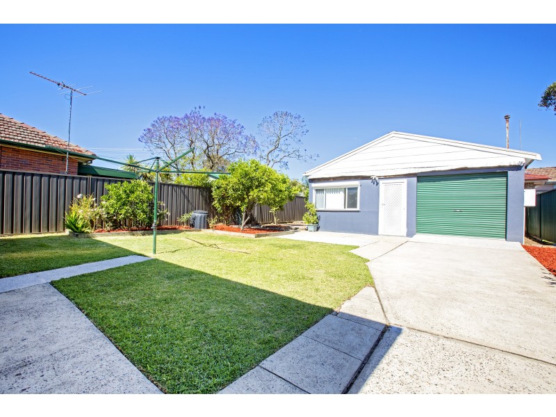 47 Kamira Avenue, Villawood NSW 2163