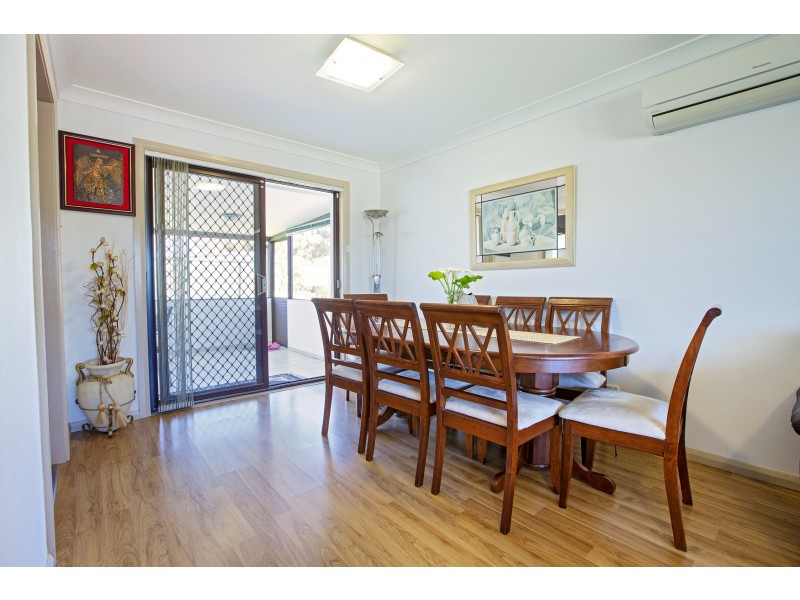 29 Geelong Crescent, St Johns Park NSW 2176