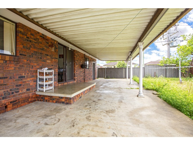 6  Musgrave Crescent, Fairfield West NSW 2165