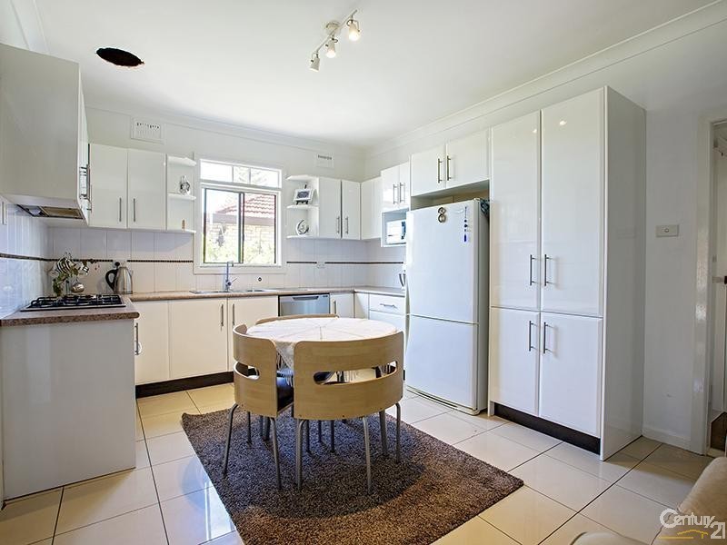 15 Coleraine Street, Fairfield NSW 2165