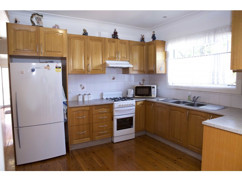 1 Francis Street, Fairfield NSW 2165