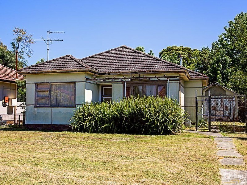 129 Seville Street, Fairfield East NSW 2165