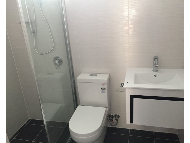 Edensor Park NSW 2176