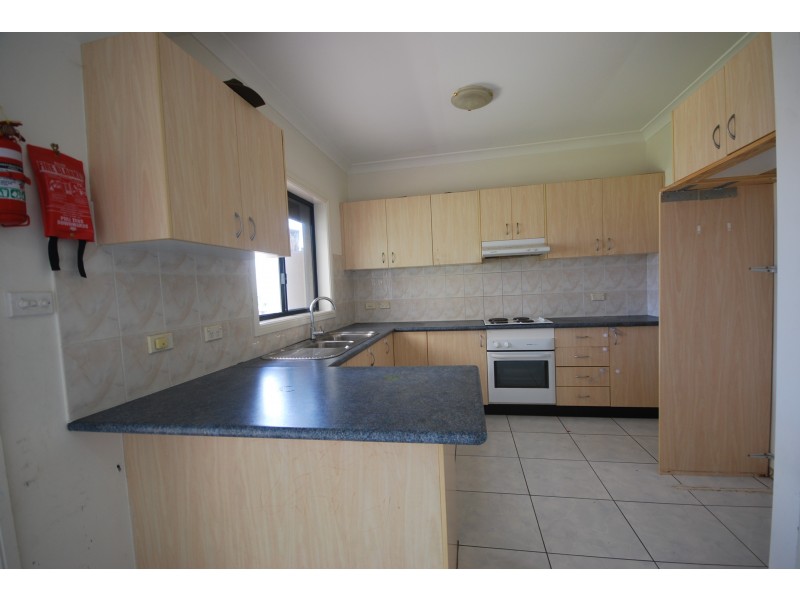Fairfield NSW 2165