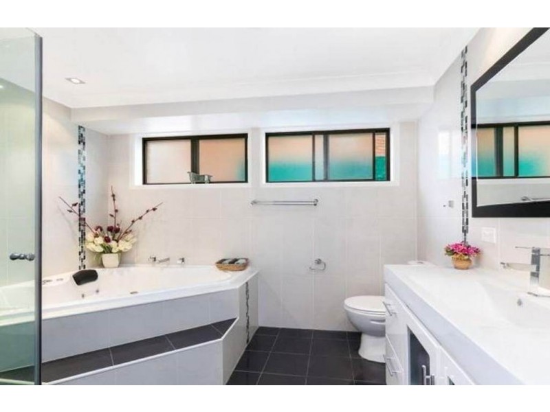 St Johns Park NSW 2176