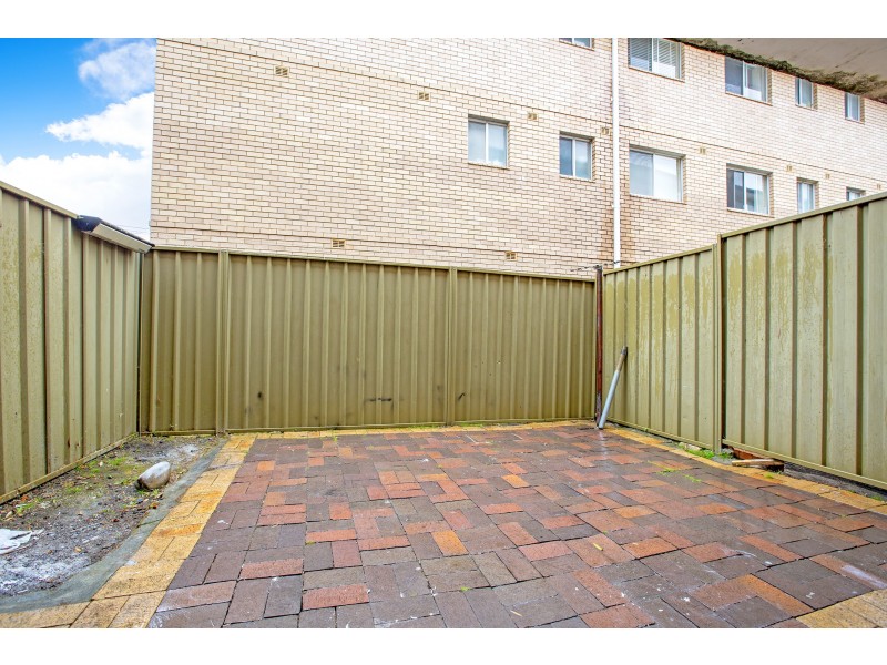 7/74 Harris Street, Fairfield NSW 2165