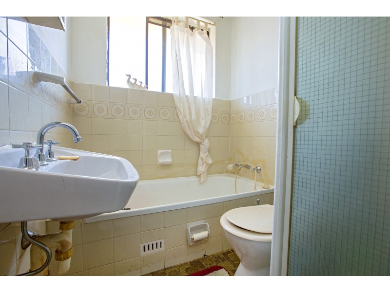 6/262 River Avenue, Carramar NSW 2163