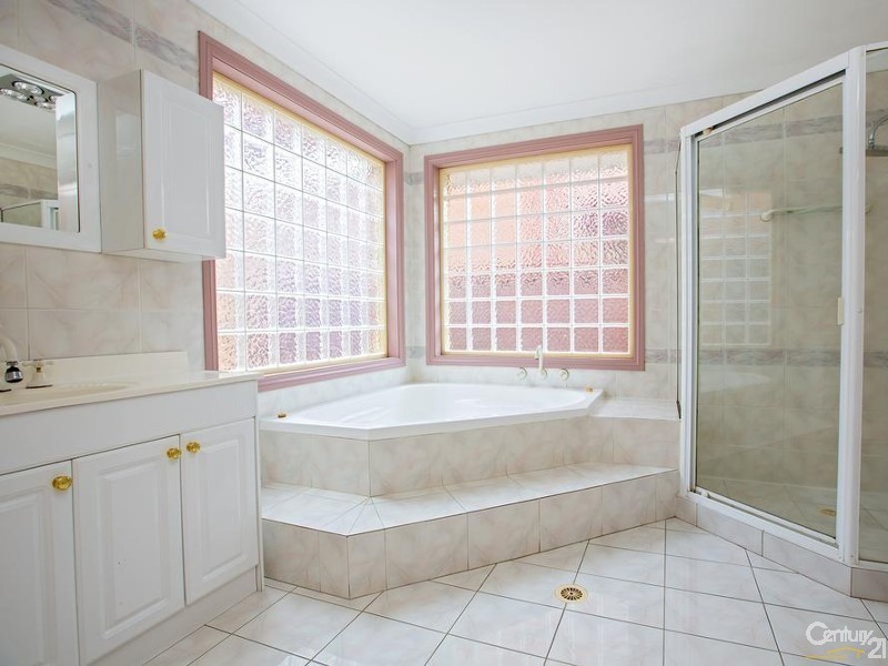 12 Milne Close, Wetherill Park NSW 2164