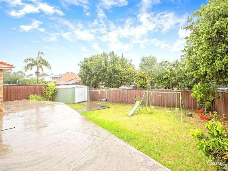 12 Milne Close, Wetherill Park NSW 2164