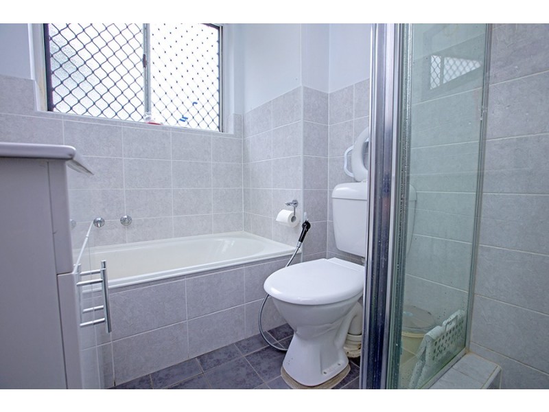 41/127 The Crescent, Fairfield West NSW 2165