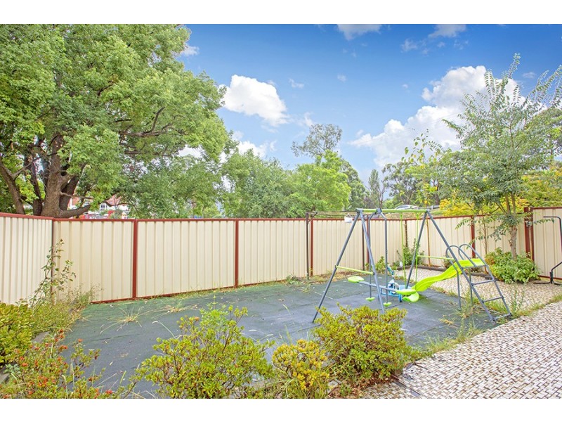 41/127 The Crescent, Fairfield West NSW 2165