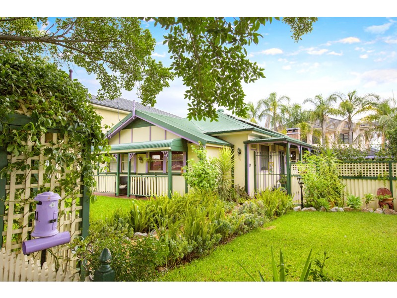 11 Granville Street, Fairfield Heights NSW 2165